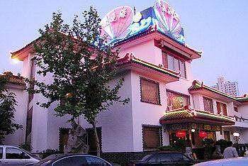 Ji'Nan Peach Blossom Source Hotel Csinan Kültér fotó